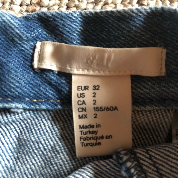 H&M Denim skirt - Picture 3 of 3